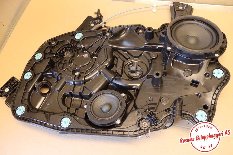Ruteheis til BMW i4 2021-->> (G26) (G26) (BMW|51 35 5 A41 AD2|)