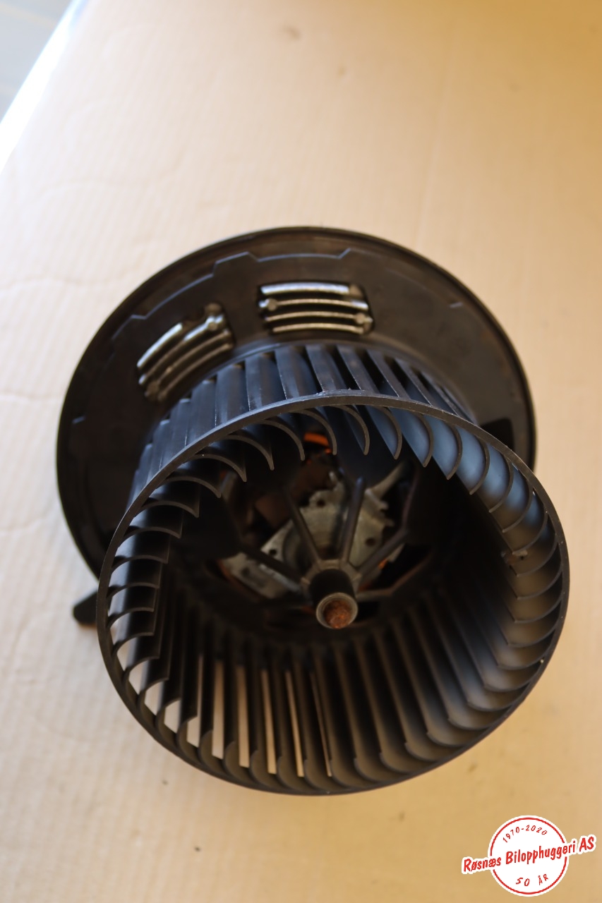 Varmeapparat motor til BMW X3 2010-2017 (F25) (F25) (BMW|64 11 9 227 670|)
