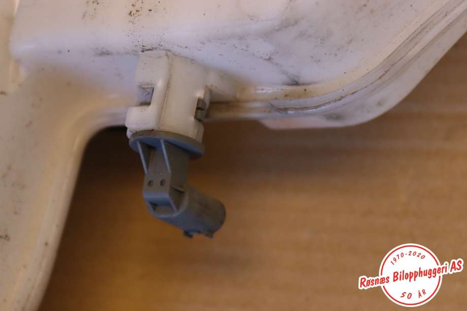 Spylertank til BMW X3 2010-2017 (F25) (F25) (BMW|61667255828|)