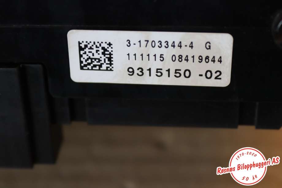 Sikringsboks til BMW X3 2010-2017 (F25) (F25) (BMW||61 14 9 315 150)