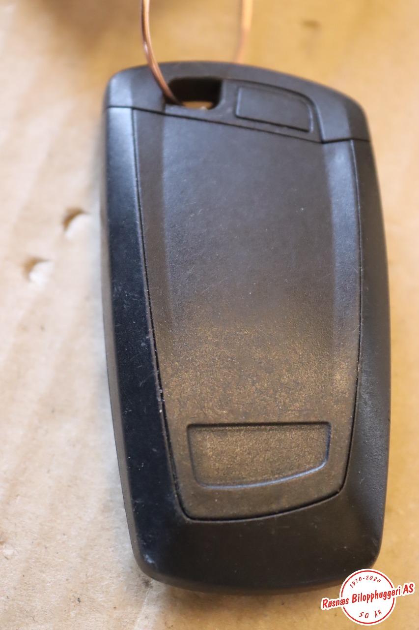 Nøkkel til BMW X3 2010-2017 (F25) (F25) (BMW|66125A57FC8|)
