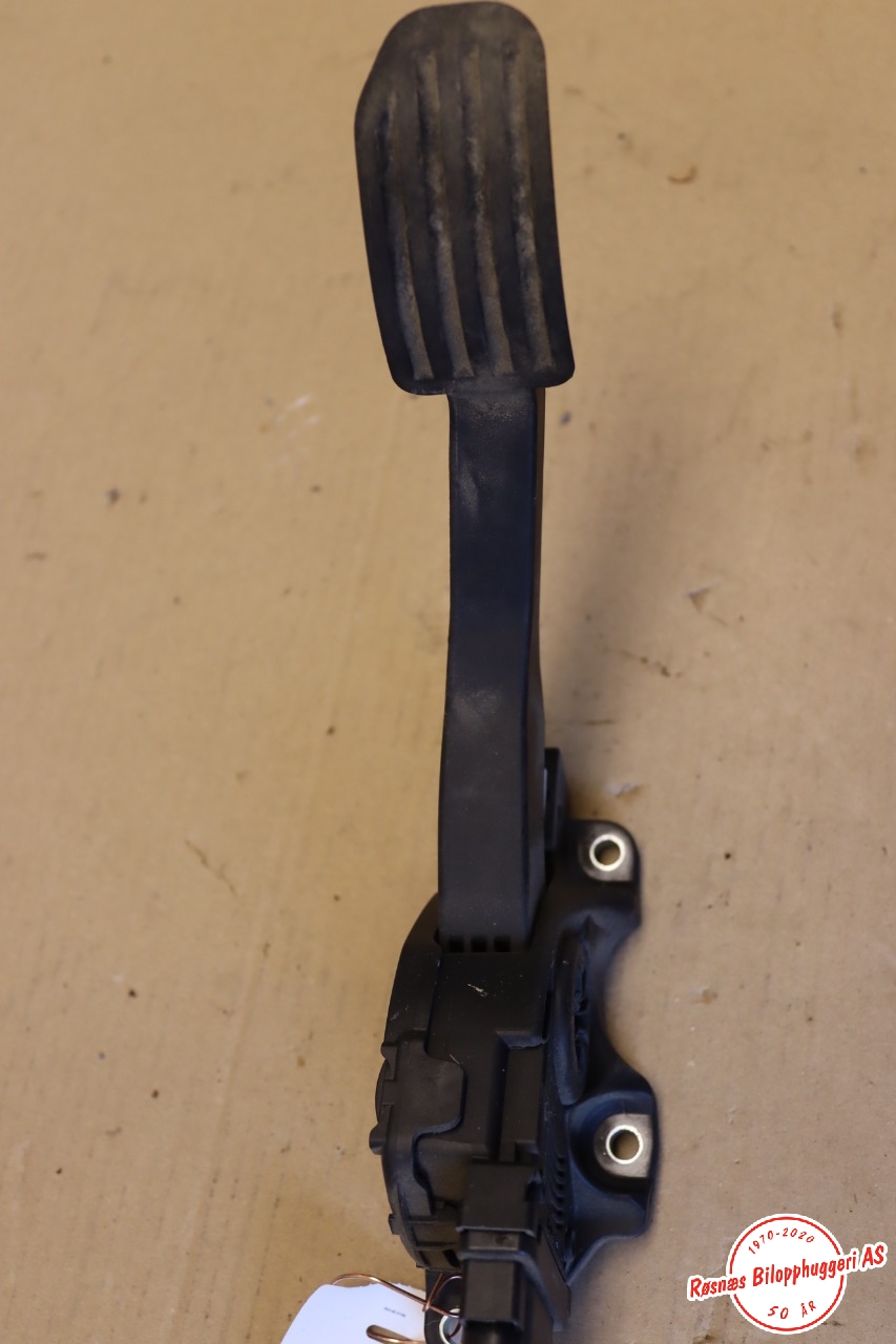 Pedal gass til Volvo XC60 2008-2013 (Type I, Fase 1)  (VOLVO|31329062|)