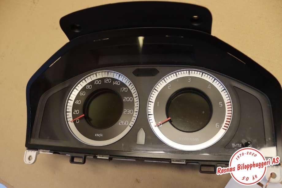 Speedometer til Volvo XC60, 2008-2013 (Type I, Fase 1)  (VOLVO|31270901)
