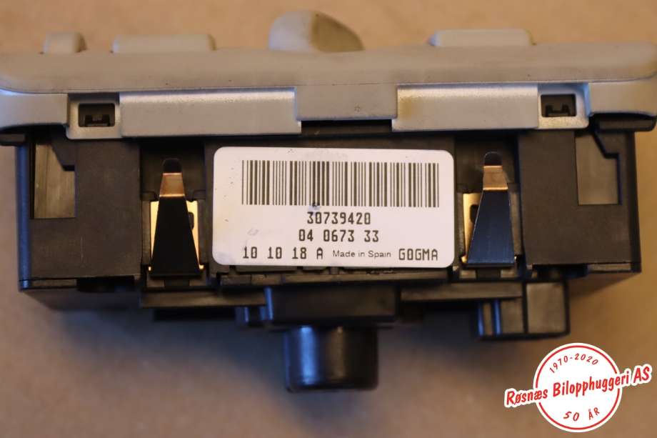 Bryter lys til Volvo XC60 2008-2013 (Type I, Fase 1)  (VOLVO|30739420|)
