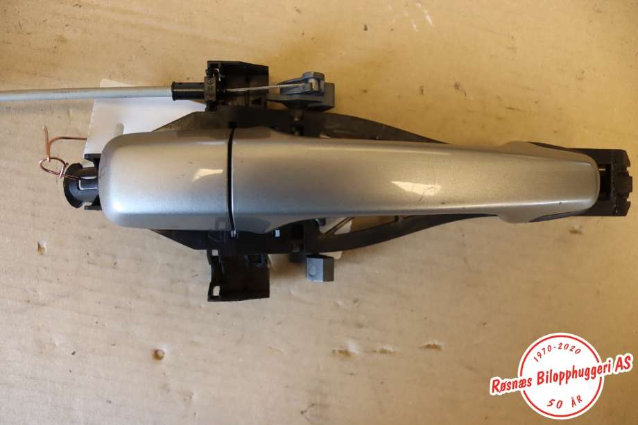 Dørhåndtak utv høyre bak til Volvo XC60 2008-2013 (Type I, Fase 1)  (VOLVO|30784203|)