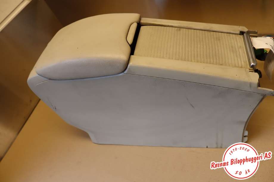 Sete armlene lokk til Volvo XC60 2008-2013 (Type I, Fase 1)  (VOLVO|39855302|)