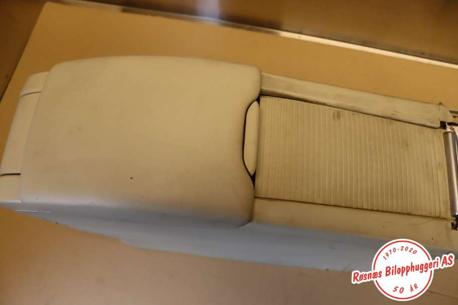 Sete armlene lokk til Volvo XC60 2008-2013 (Type I, Fase 1)  (VOLVO|39855302|)