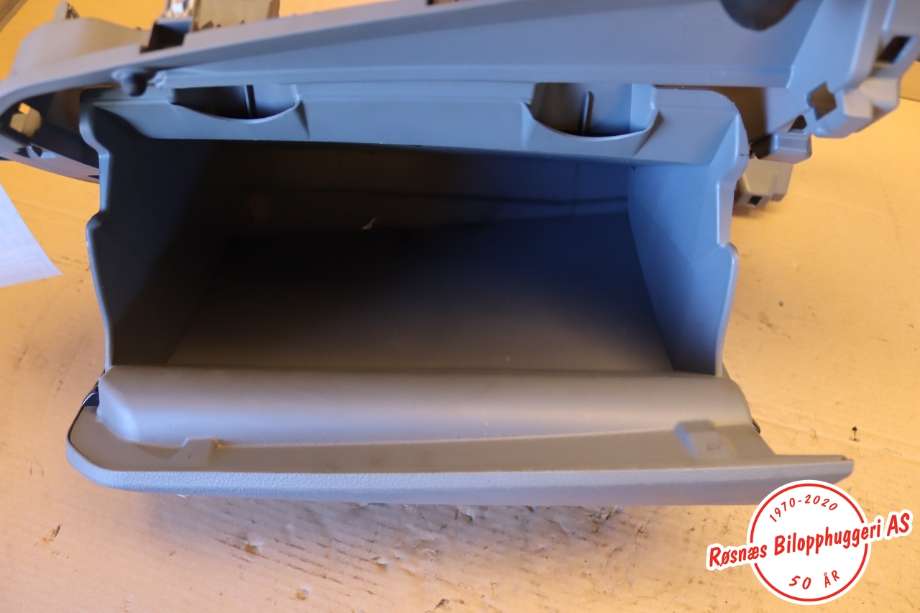 Hanskerom til Ford Transit Custom 2013-2023 (Type I)  (FORD|BK31V06010AE36NC|)