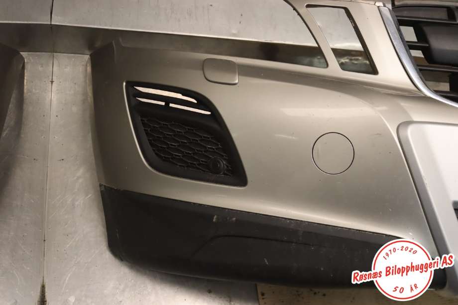 Støtfanger foran til Volvo XC60 2008-2013 (Type I, Fase 1) (VOLVO|392467|)