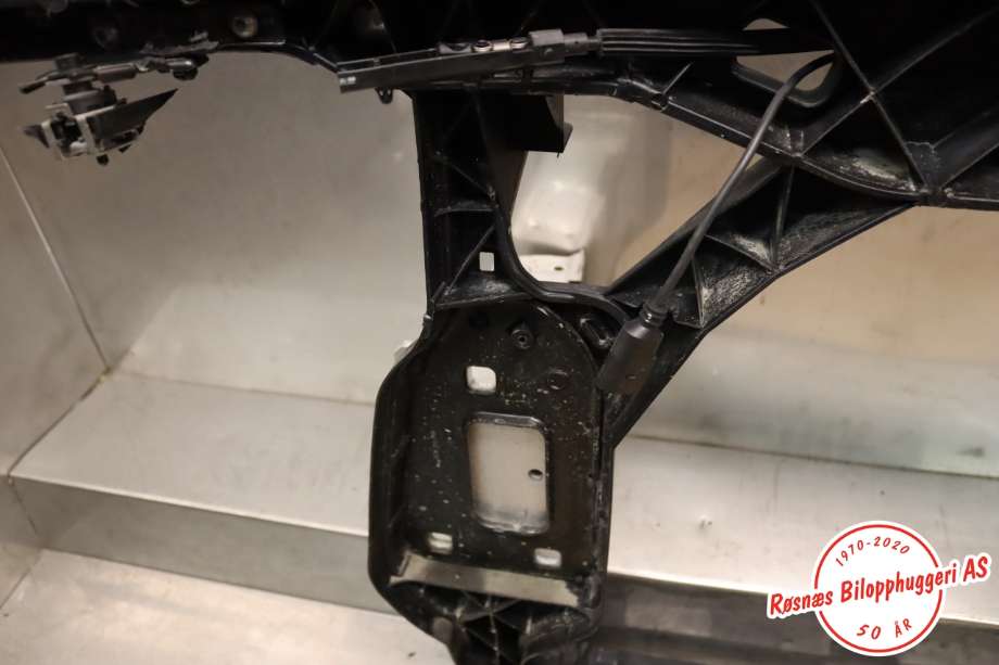 Frontplate til Audi A4, Allroad 2009-2016 (Type I) (B8) (B8) (AUDI|8K0 805 594 L|)