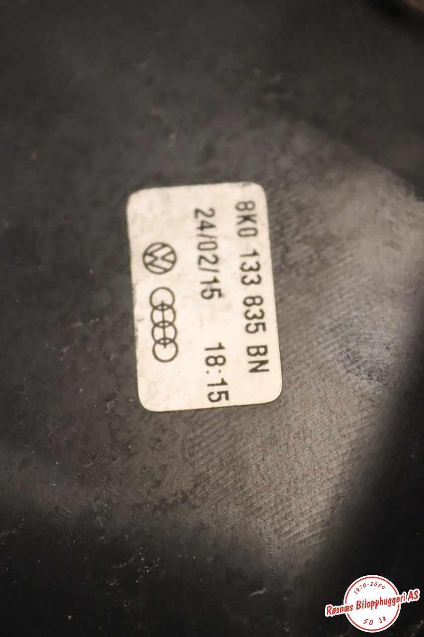Luftfilterboks til Audi A4, Allroad 2009-2016 (Type I) (B8) (B8) (AUDI|8K0 133 837 BG|)