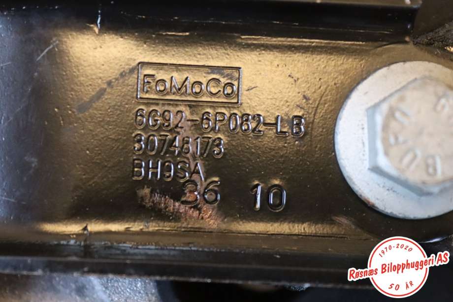 Motorfeste til Volvo XC60 2008-2013 (Type I, Fase 1) (VOLVO|30671219||8070M18)