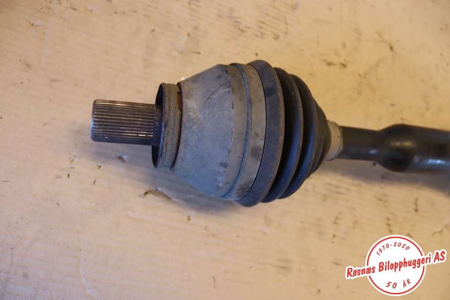 Drivaksel venstre foran til Volvo XC60 2008-2013 (Type I, Fase 1)  (VOLVO|30783068||36012415)