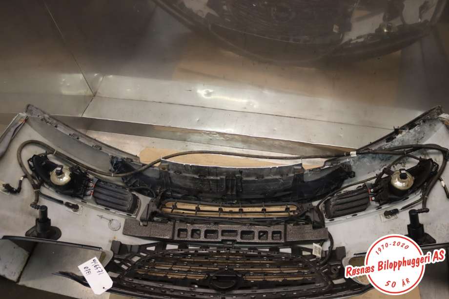 Støtfanger foran til Opel Insignia A 2009-2014 (OPEL|13277152|)