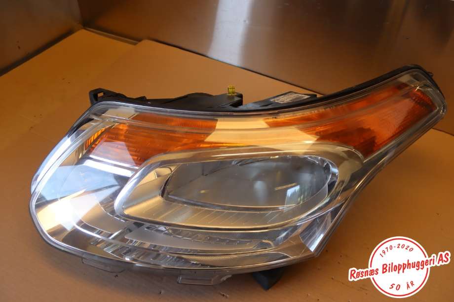 Frontlykt venstre halogen til Citroën C3, Picasso, 2009-2017  (CITROEN|6208 N5)