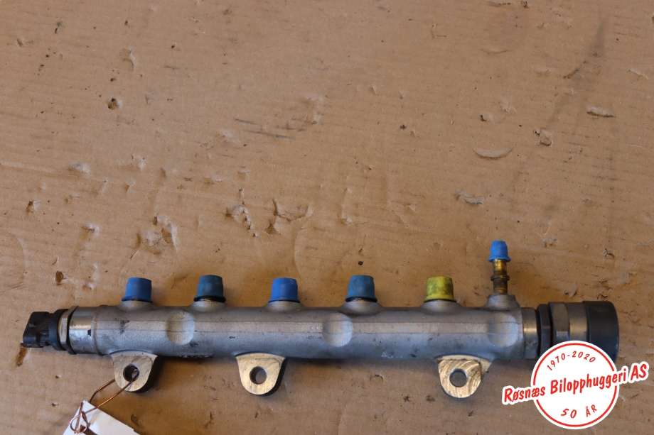 Dyseskinne (fuelrail) til Opel Vivaro A, 2006-2014 (OPEL|8200661279A)