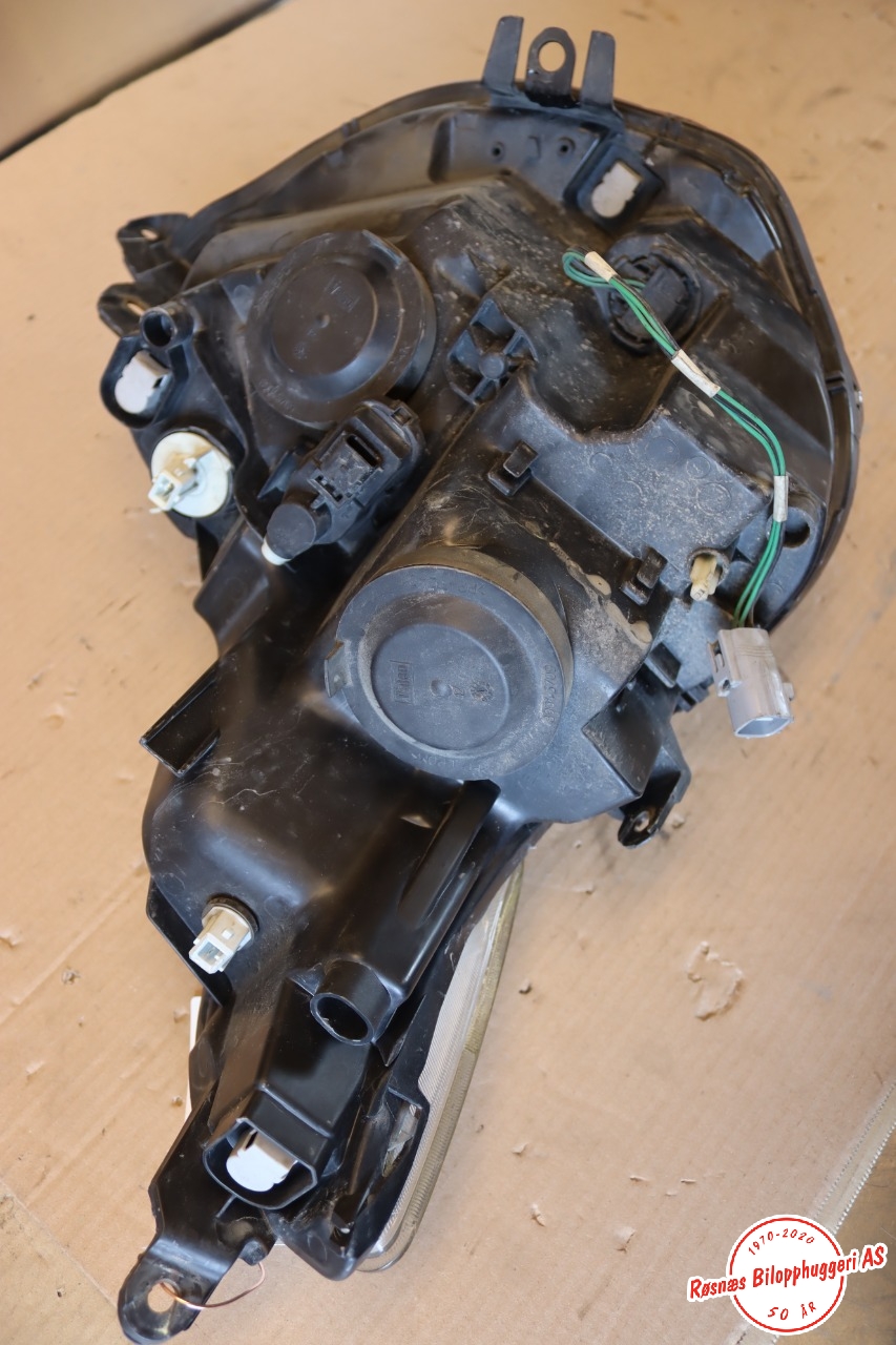 Frontlykt venstre halogen til Citroën C1 2014-->> (Type II) (CITROEN|811500H170||B0 008 640 80)