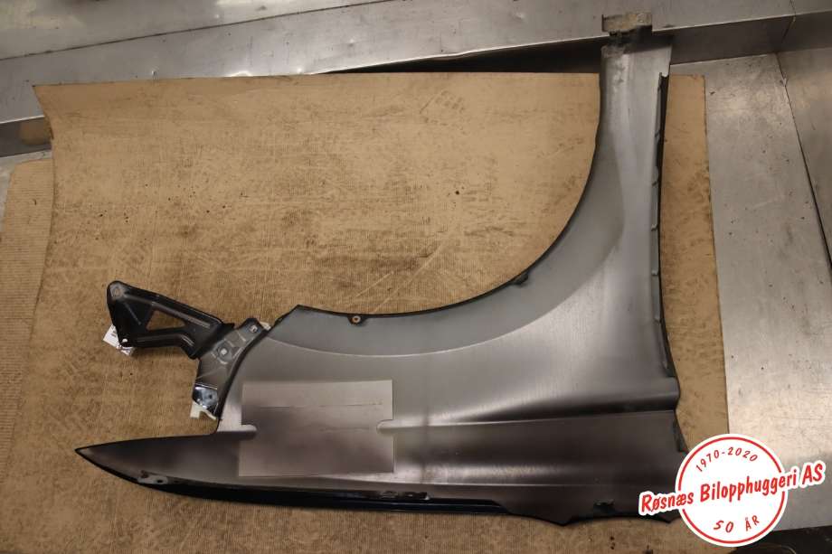 Skjerm venstre foran til Mitsubishi Outlander 2015-->> (Type III, Fase 2) (MITSUBISHI|5220L109|)