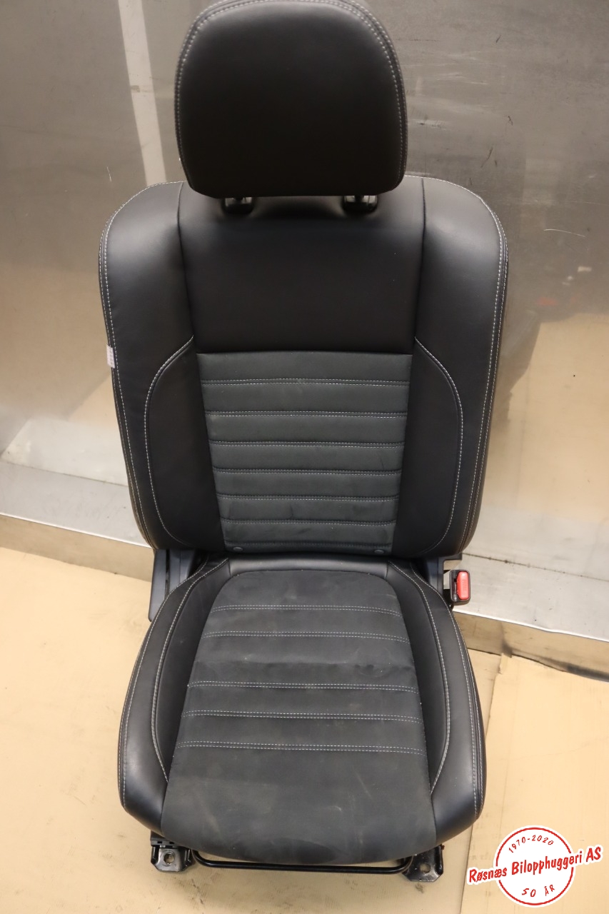 Sete foran høyre til Mitsubishi Outlander, 2015-->> (Type III, Fase 2) (MITSUBISHI|)