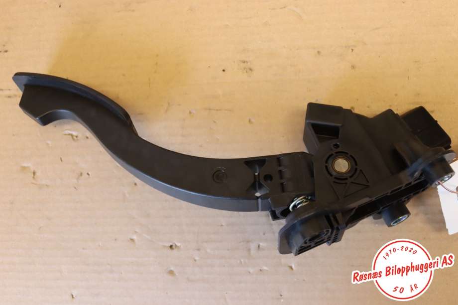 Pedal gass til Mitsubishi Outlander 2015-->> (Type III, Fase 2)  (MITSUBISHI|1600A116|)