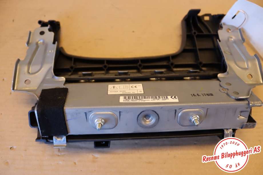 Airbag kne til Mitsubishi Outlander 2015-->> (Type III, Fase 2) (MITSUBISHI|7030A31653|)