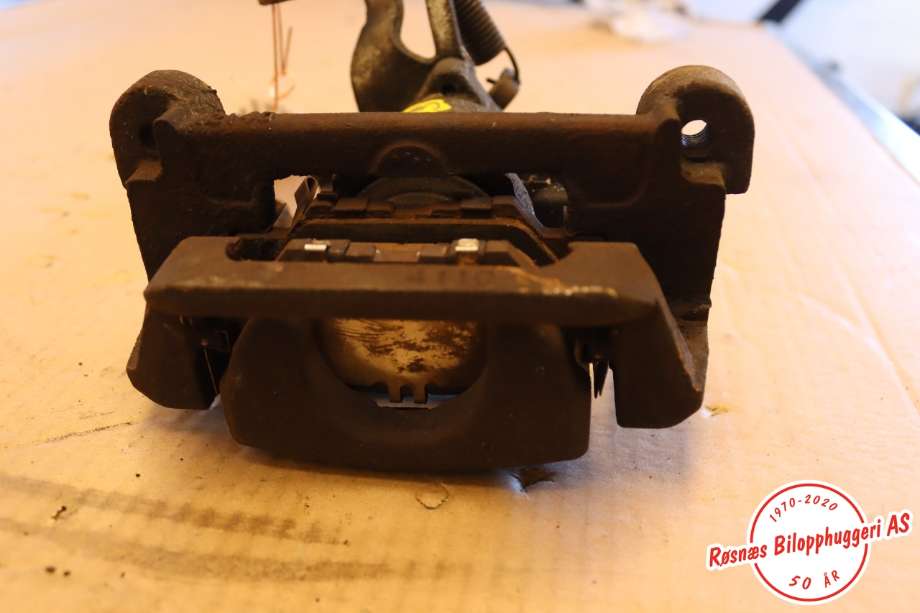 Bremsecaliper venstre bak til Mitsubishi Outlander 2015-->> (Type III, Fase 2)  (MITSUBISHI|4605B649|)