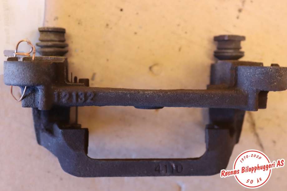 Bremsecaliper brakett til Mitsubishi Outlander 2015-->> (Type III, Fase 2) (MITSUBISHI|4605B649|)