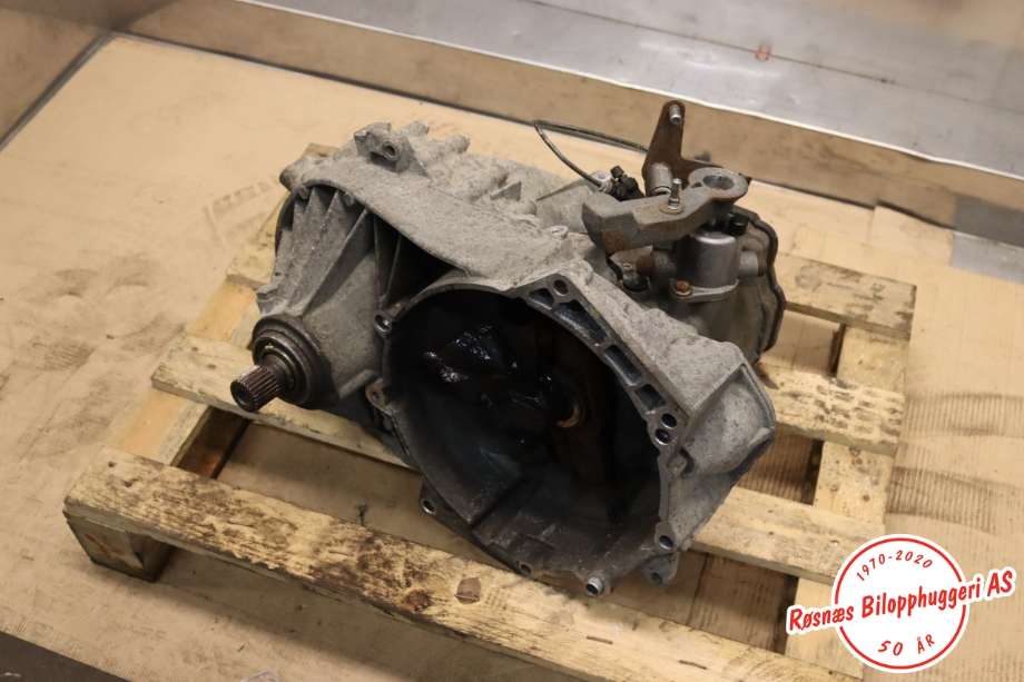 Girkasse manuell til VW Transporter / Caravelle, 2003-2009 (Fase 1) (T5) (T5) (VOLKSWAGEN|JQT)