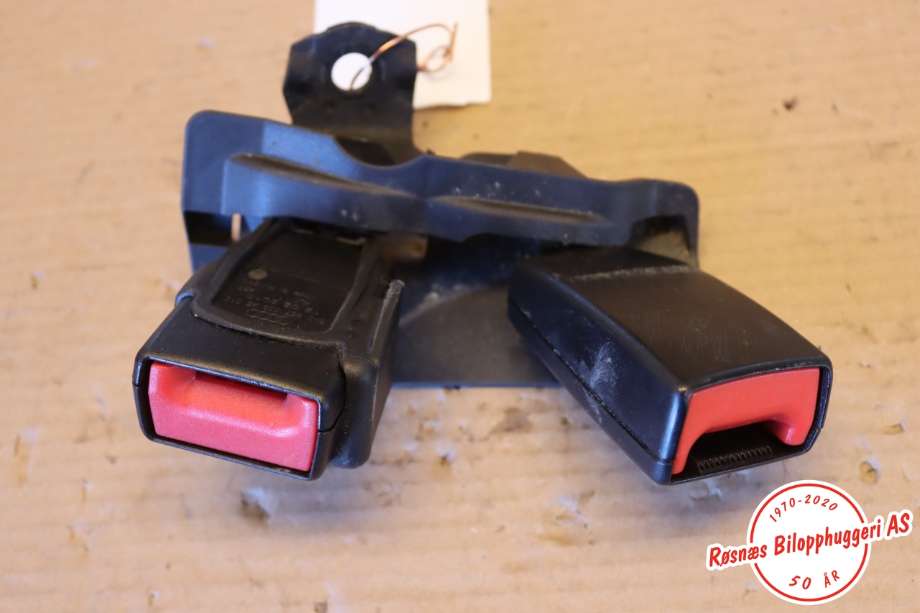 Sikkerhetsbeltelås baksete til Audi A4, Allroad 2009-2016 (Type I) (B8) (B8) (AUDI|8K0857739AE|)