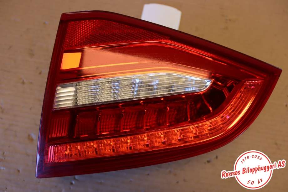 Baklykt høyre indre til Audi A4, Allroad 2009-2016 (Type I) (B8) (B8) (AUDI|8K9 945 094 E|)