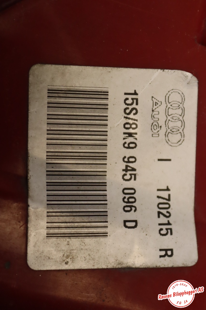 Baklykt høyre til Audi A4, Allroad 2009-2016 (Type I) (B8) (B8) (AUDI|8K9 945 096 B|)