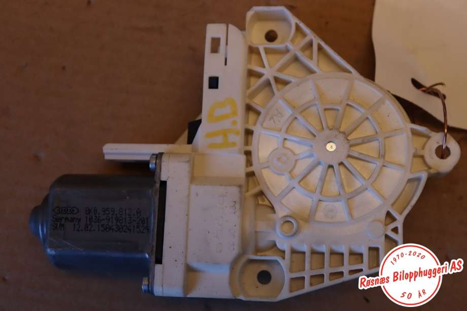 Ruteheis til Audi A4, Allroad 2009-2016 (Type I) (B8) (B8) (AUDI|8K0 959 812 A|)