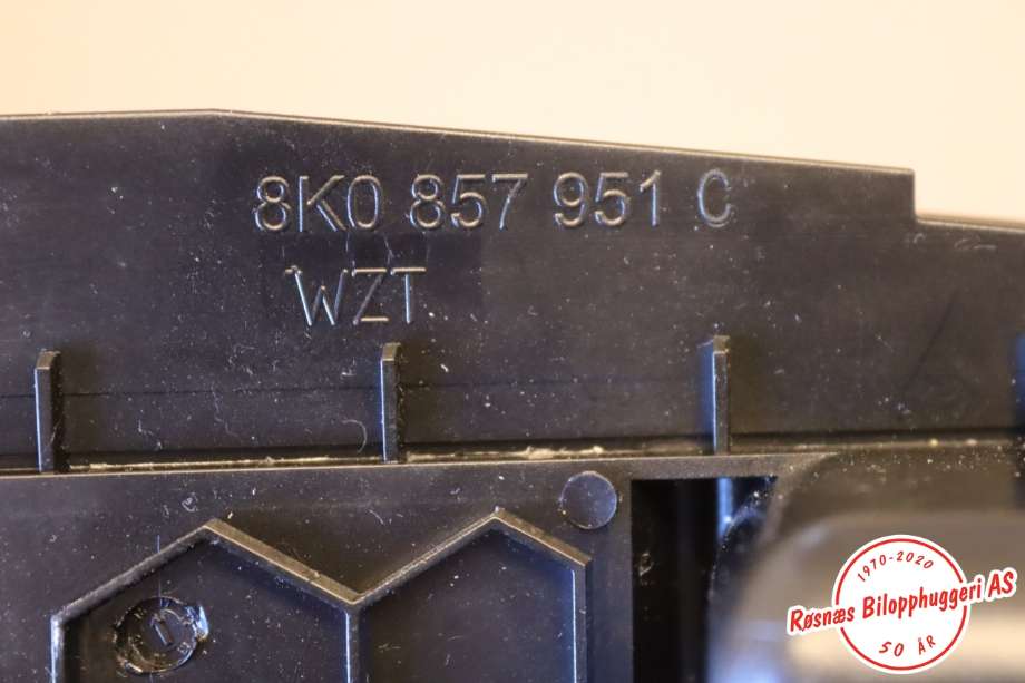 Dashbord askebeger til Audi A4, Allroad 2009-2016 (Type I) (B8) (B8) (AUDI|8K0857951C|)