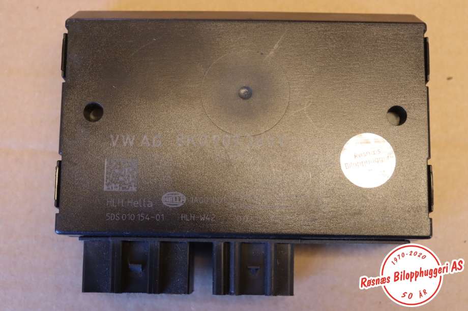 Styreenhet hengerfeste til Audi A4, Allroad 2009-2016 (Type I) (B8) (B8) (AUDI|8K0 907 383 E|)