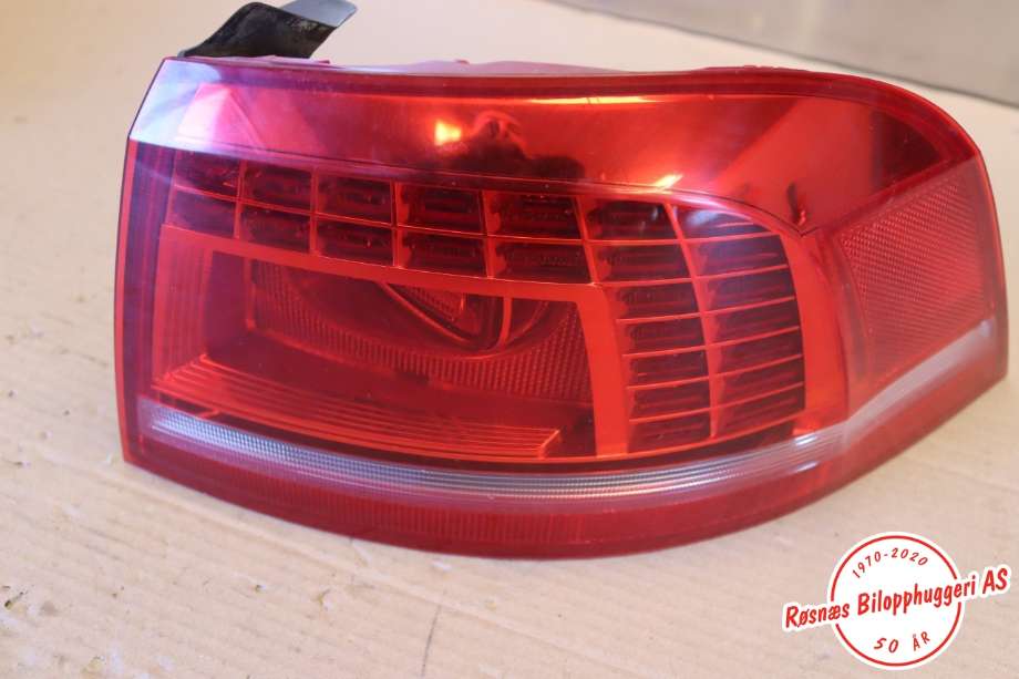 Baklykt høyre til VW Passat 2011-2015 (B7) (B7) (VOLKSWAGEN|3AF 945 208 B|)
