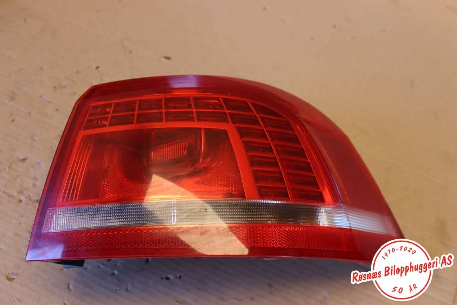Baklykt høyre til VW Passat 2011-2015 (B7) (B7) (VOLKSWAGEN|3AF 945 208 B|)