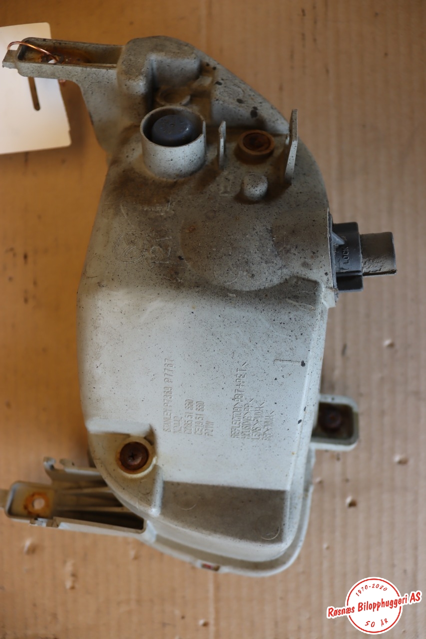 Baklykt fra støtfanger til Mazda 5 2005-2010 (Type I) (MAZDA|CE1951660|BP4843487C37|CD8551660)