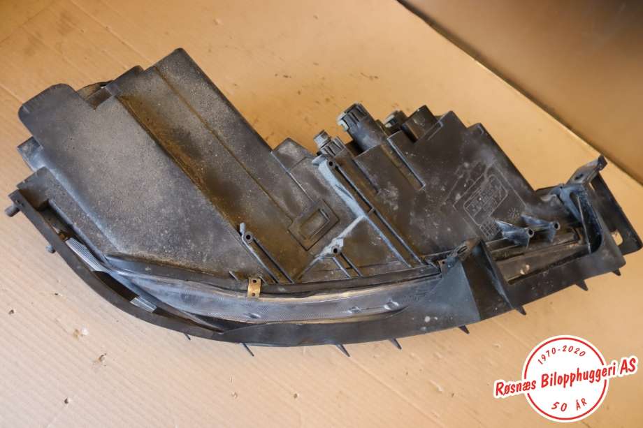 Frontlykt venstre halogen til Mazda 6 2002-2008 (Type I)  (MAZDA|GJ6R510L0B|)