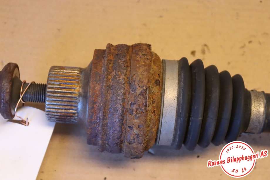 Diverse deler til Audi A4, Allroad 2009-2016 (Type I) (B8) (B8) (AUDI|8K0501203M|)