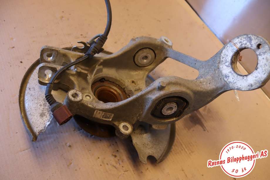 Hjulspindel høyre bak til Audi A4, Allroad 2009-2016 (Type I) (B8) (B8) (AUDI|8K0 505 432 AR|)