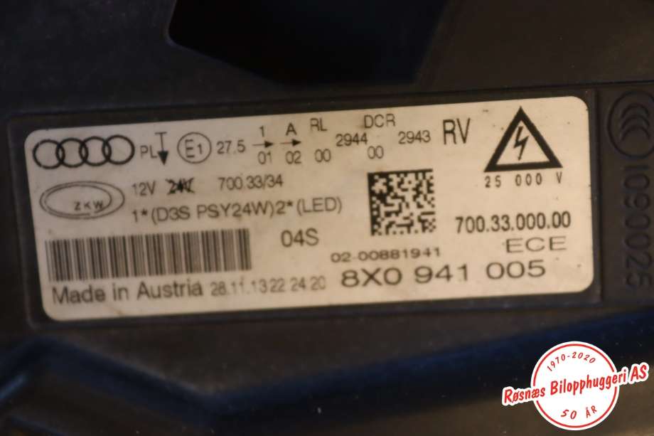 Frontlykt venstre halogen til Audi A1 2010-2014 (Type I, Fase 1)  (AUDI|8X0 941 043|)