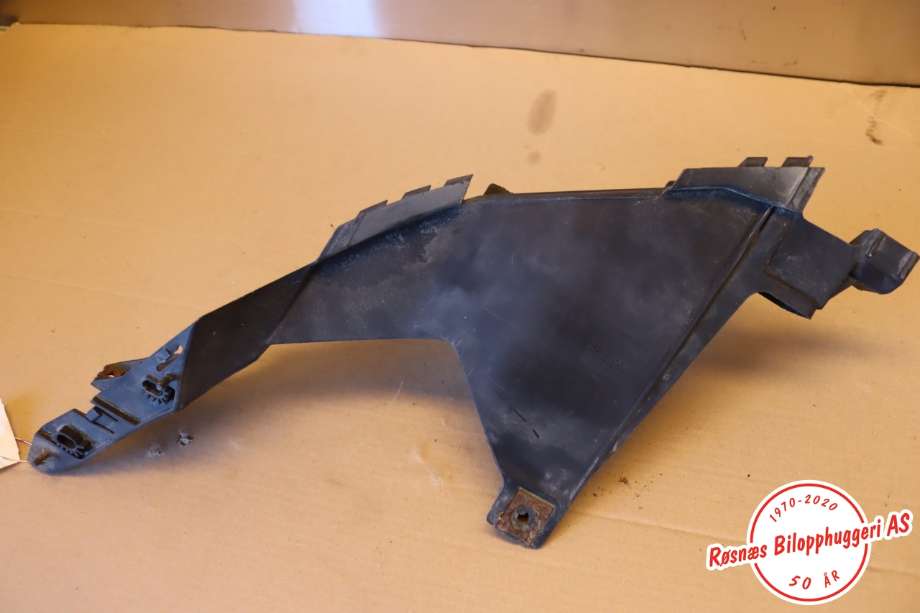 Frontlyktehus til Audi A1 2010-2014 (Type I, Fase 1)  (AUDI|8X0805607|)