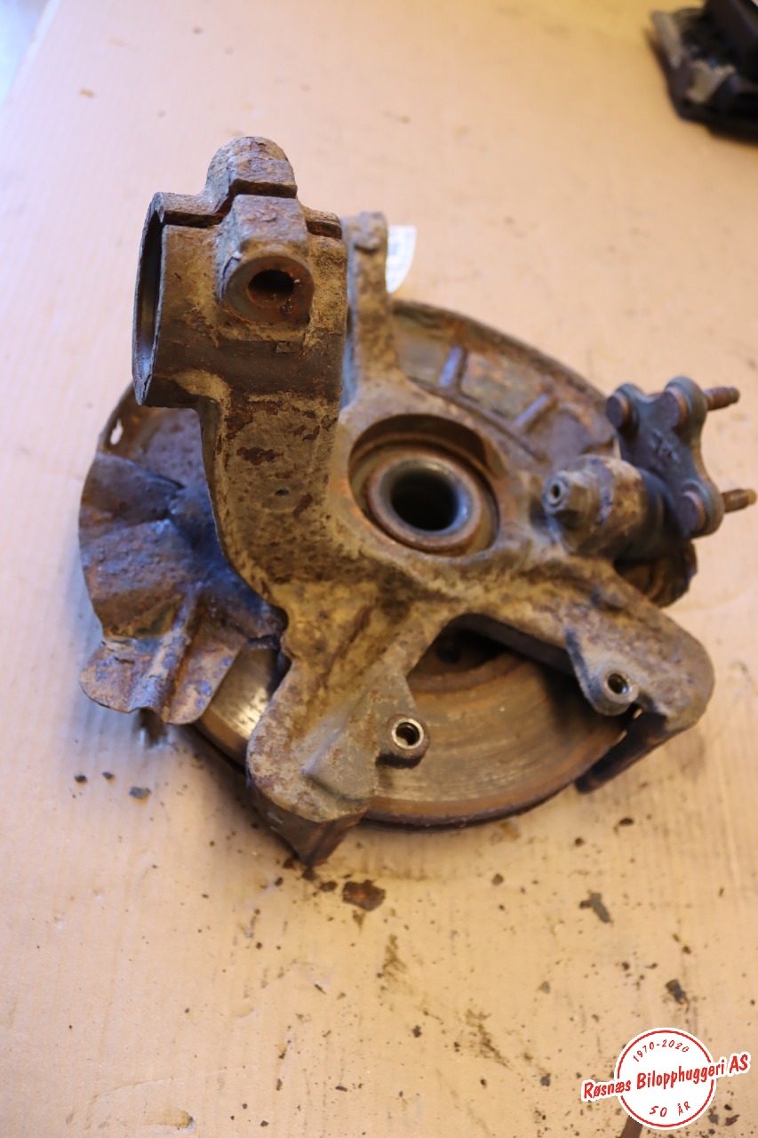Hjulspindel høyre foran til Audi A1 2010-2014 (Type I, Fase 1) (AUDI|6Q0 407 256 AC|)