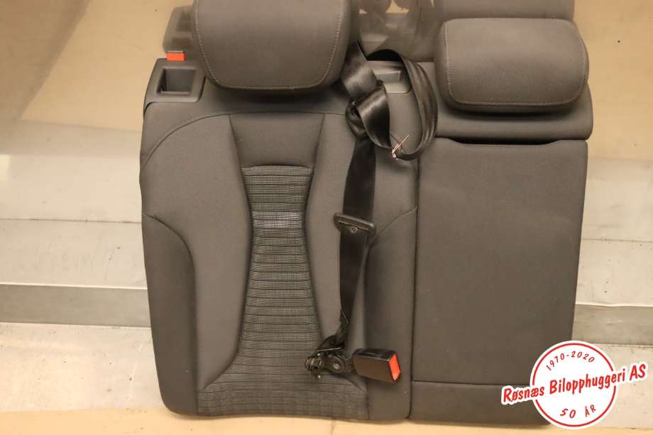 Diverse deler til Audi A3, 2016-2020 (Type III, Fase 2)  (AUDI|8V0 885 776 N)