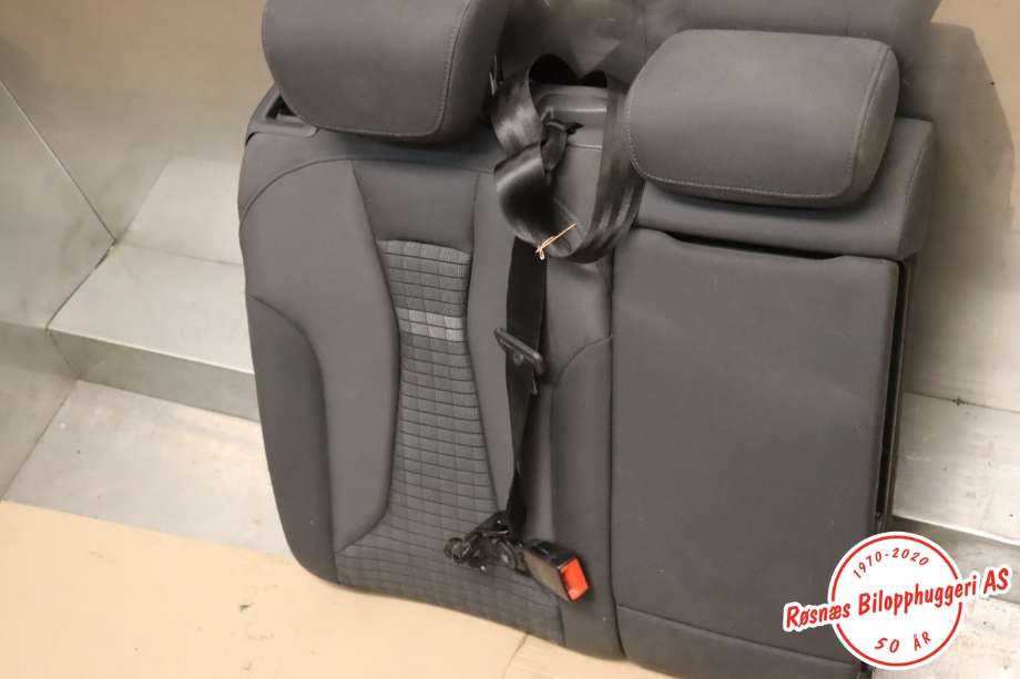 Diverse deler til Audi A3 2016-2020 (Type III, Fase 2)  (AUDI|8V0 885 776 N|)
