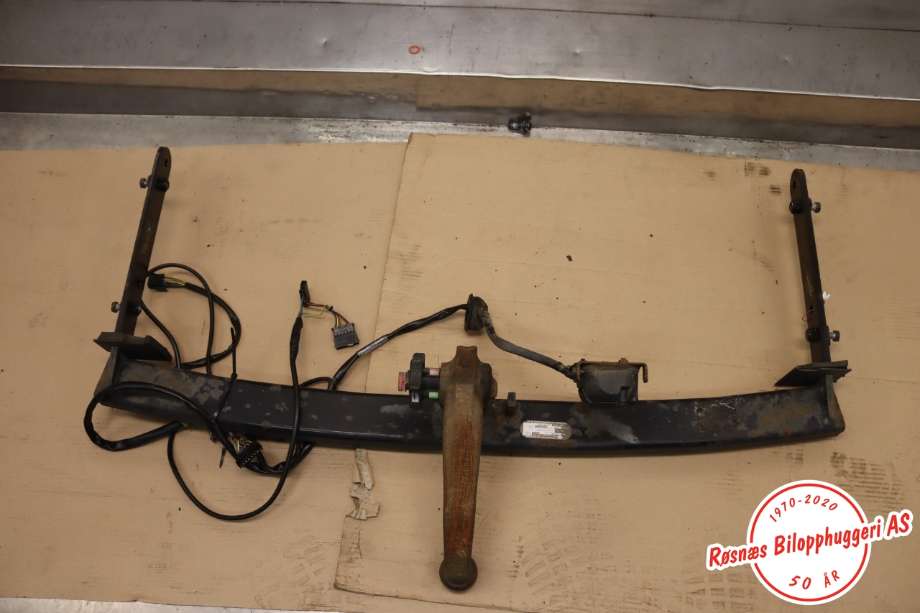 Hengerfeste til Audi A3 1996-2003 (Type I) (AUDI|8L0 092 155 B|)