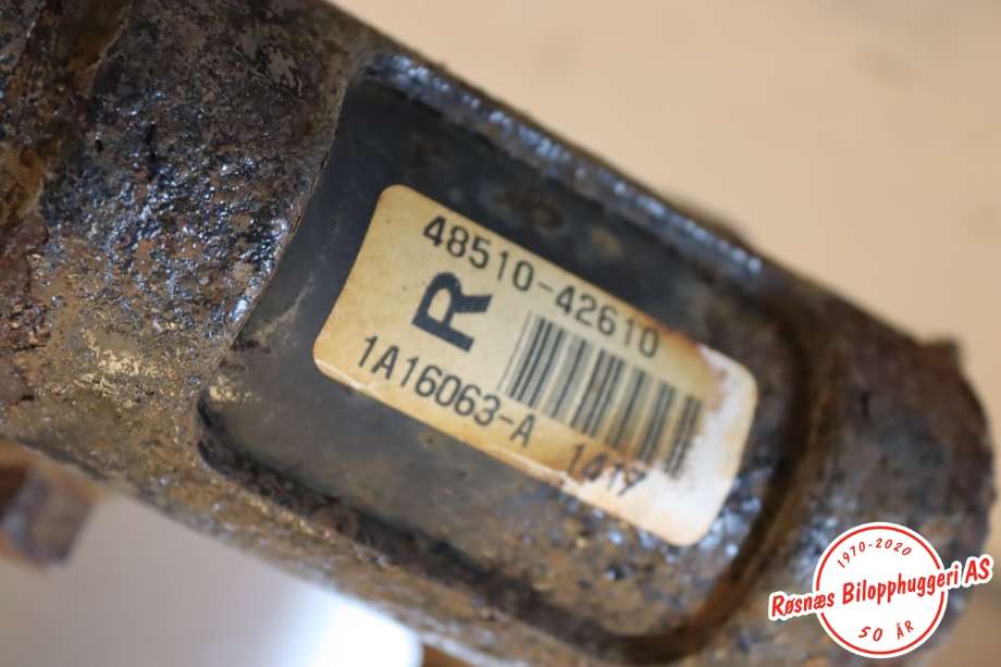 Fjærbein høyre foran til Toyota RAV4 2016-2019 (Type IV, Fase 2) (TOYOTA|4851080796|)