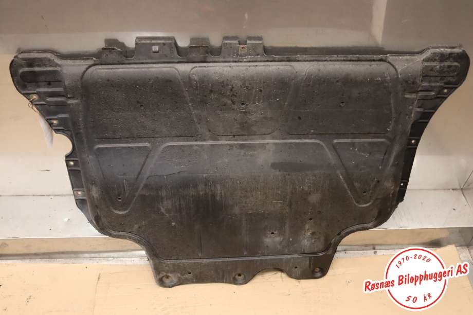 Motorplate under motor til Škoda Octavia, 2013-2016 (Type III, Fase 1)  (SKODA|3Q0.825.902)