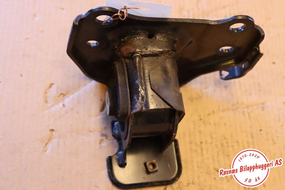 Motorfeste til Toyota RAV4 2016-2019 (Type IV, Fase 2) (TOYOTA|1237236070|)