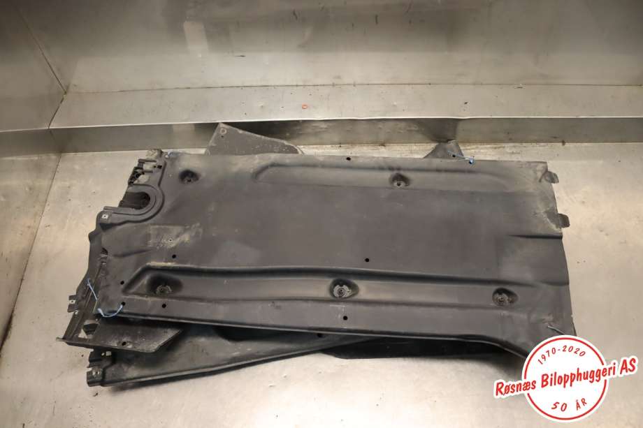 Motorplate under motor til Audi A3, 2016-2020 (Type III, Fase 2)  (AUDI|5Q0825505A  5Q0825506A)